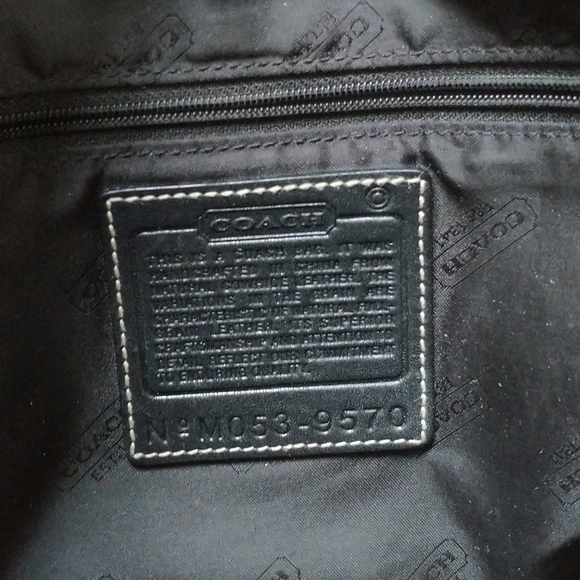 Coach Hampton black purse - Picture 4 of 8